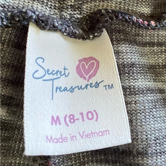 Secret Treasures pajama set or just for hanging out at home. Size M (8-10) - Picture 6 of 8